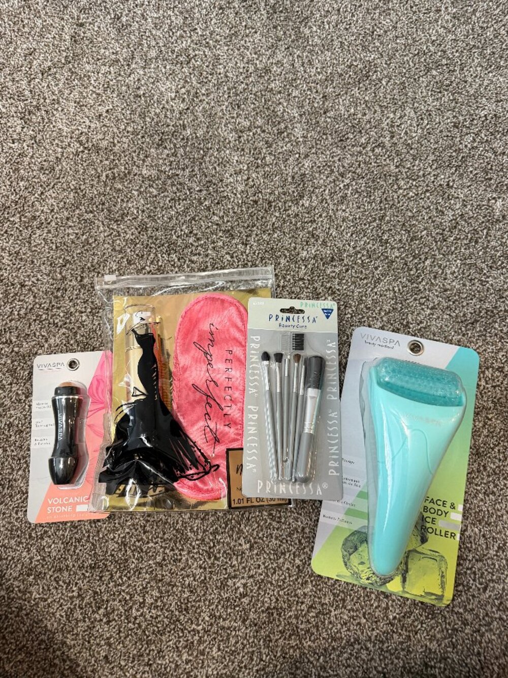NEW Women's Beauty Skin Care Bundle 4 Piece Set